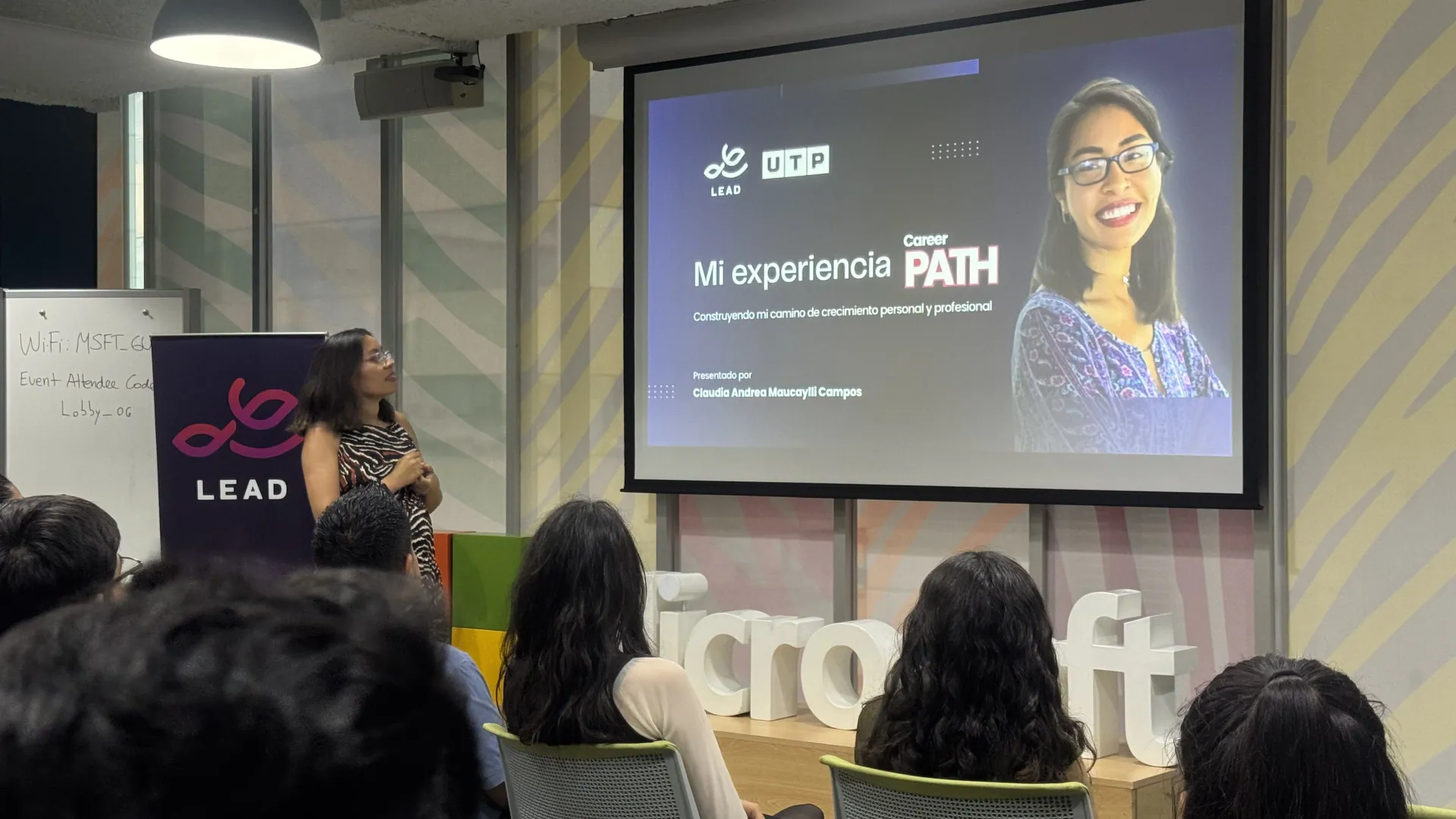 Ponencia durante la clausura de Career Path