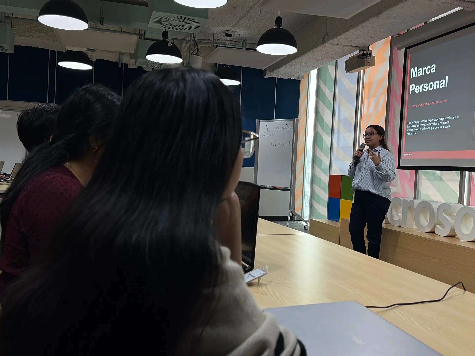 Ponencia durante Talent Room